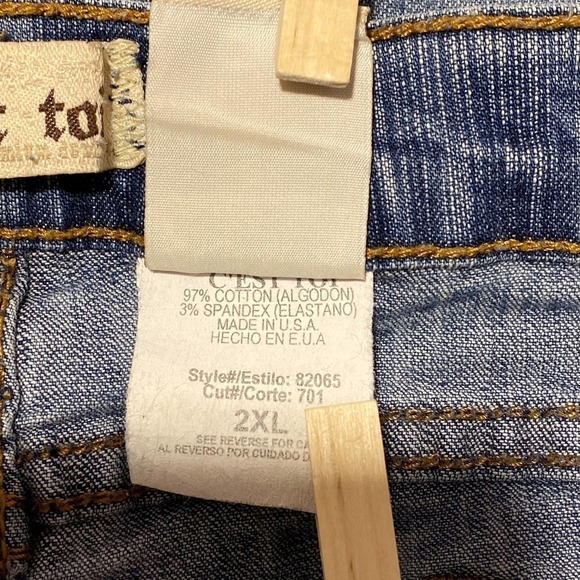 C'EST Tai Medium Wash Blue Denim Skinny Jeans - Picture 9 of 12